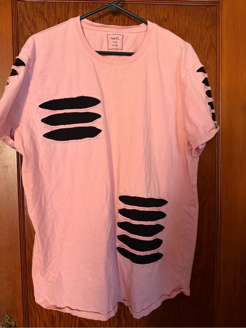 Rue21 Pink Short-Sleeve Distressed Crewneck T-Shirt with Black Underlay